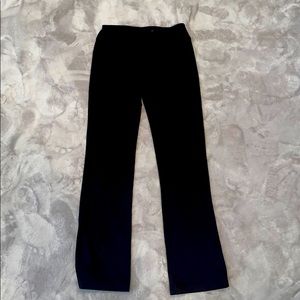 black yoga pants